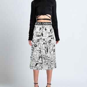 Dolce & Gabbana Black and White Graphic Pencil Skirt